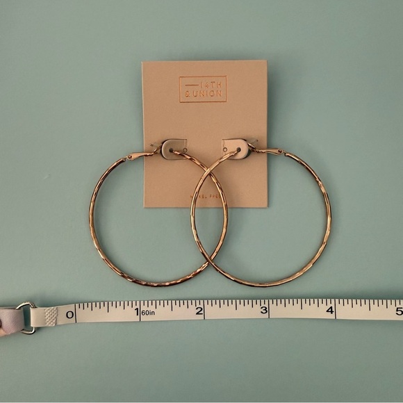 14th & Union- Gold Tone- Earring Set- Lot-Hoops-Dangle-Hammered - Picture 6 of 8